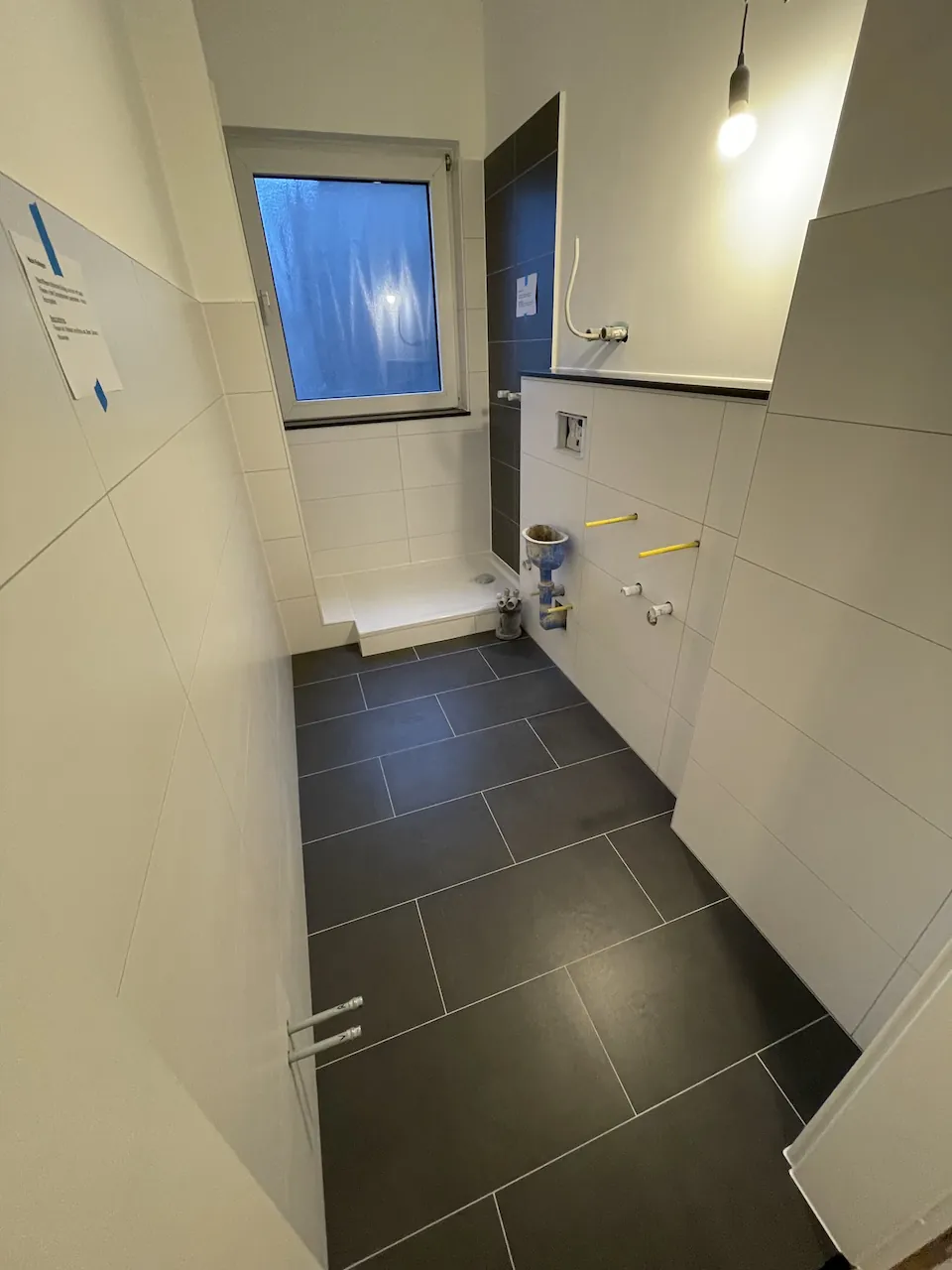 Neues Badezimmer nach Kernsanierung in Düsseldorf