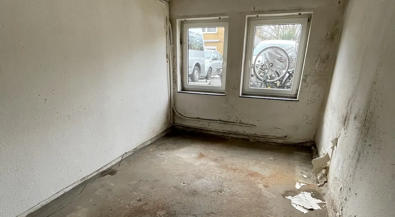 Alter Heizungsraum vor der Kernsanierung in Düsseldorf