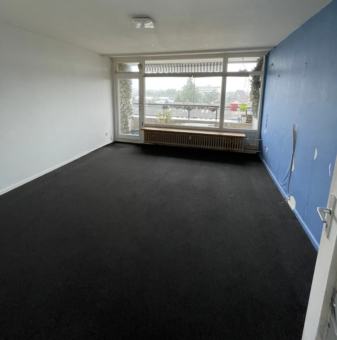 Entrümpelrung und Renovierung einer Wohnung in Krefeld